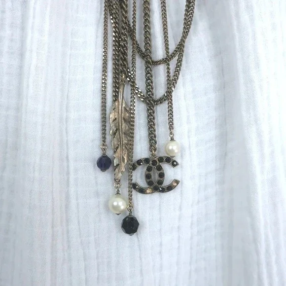 Chanel 06P Runway CC Feather Necklace Draped Chains Pearls & Beads - Picture 5 of 9